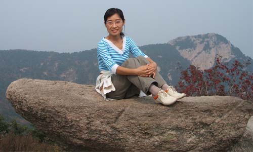 公海贵宾会5500iii股份支持中心主任王红梅